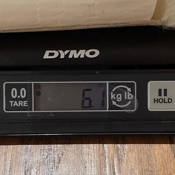 Zayre and Green Oak 100% Acrylic Yarn Off-White Fishermen 4-Ply 6 Oz Lot Of 2 - Picture 9 of 11